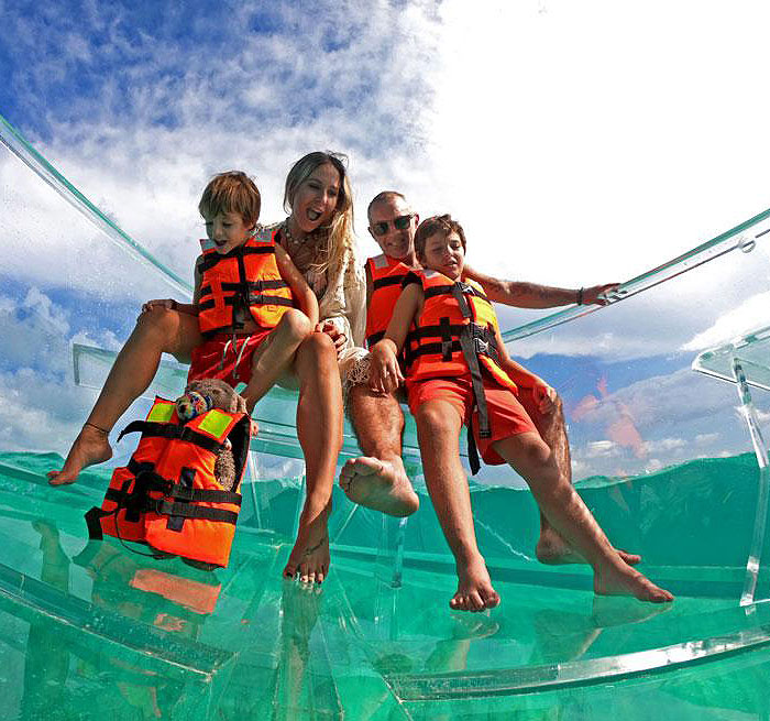 ISLA MUJERES Glass Boat Isla Mujeres
